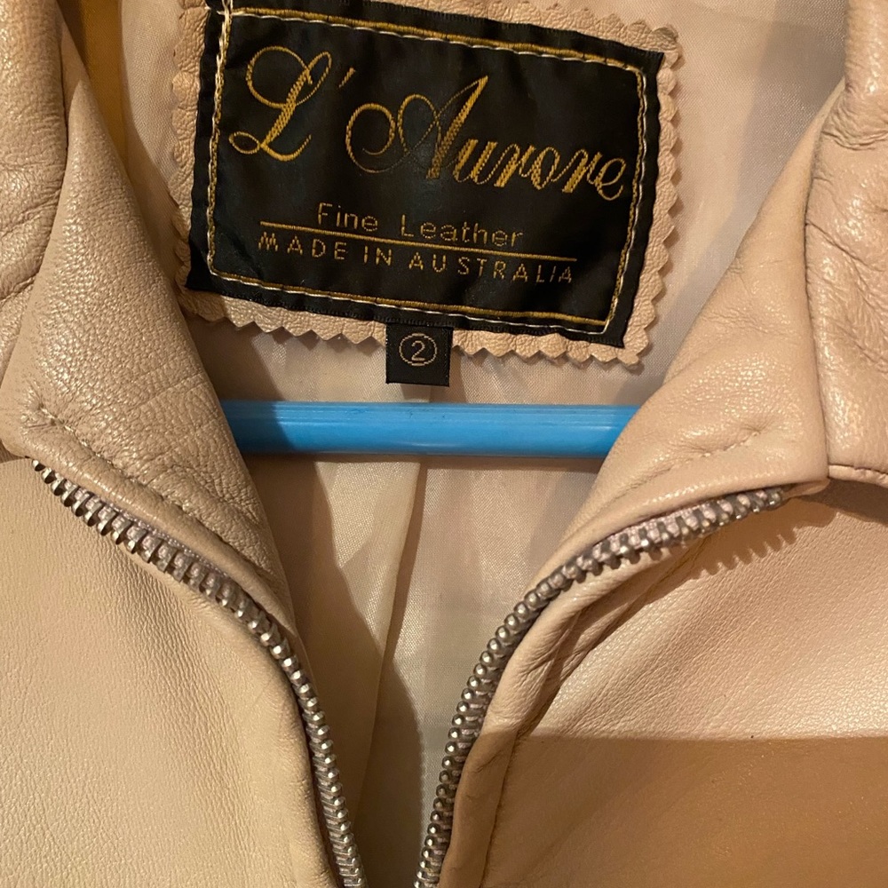 L’Aurore fitted Australian made Leather Jacket - Picture 3 of 4